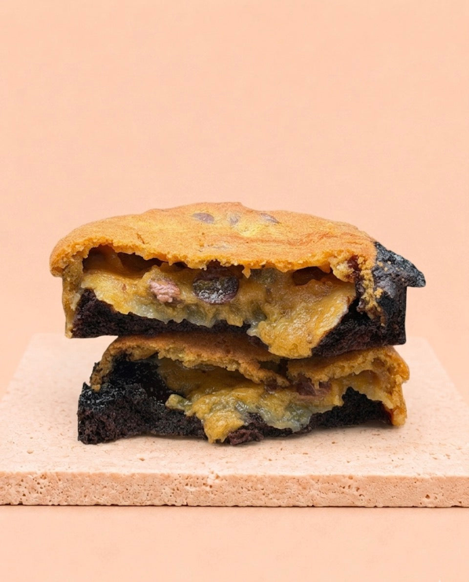 Caramel slice cookie
