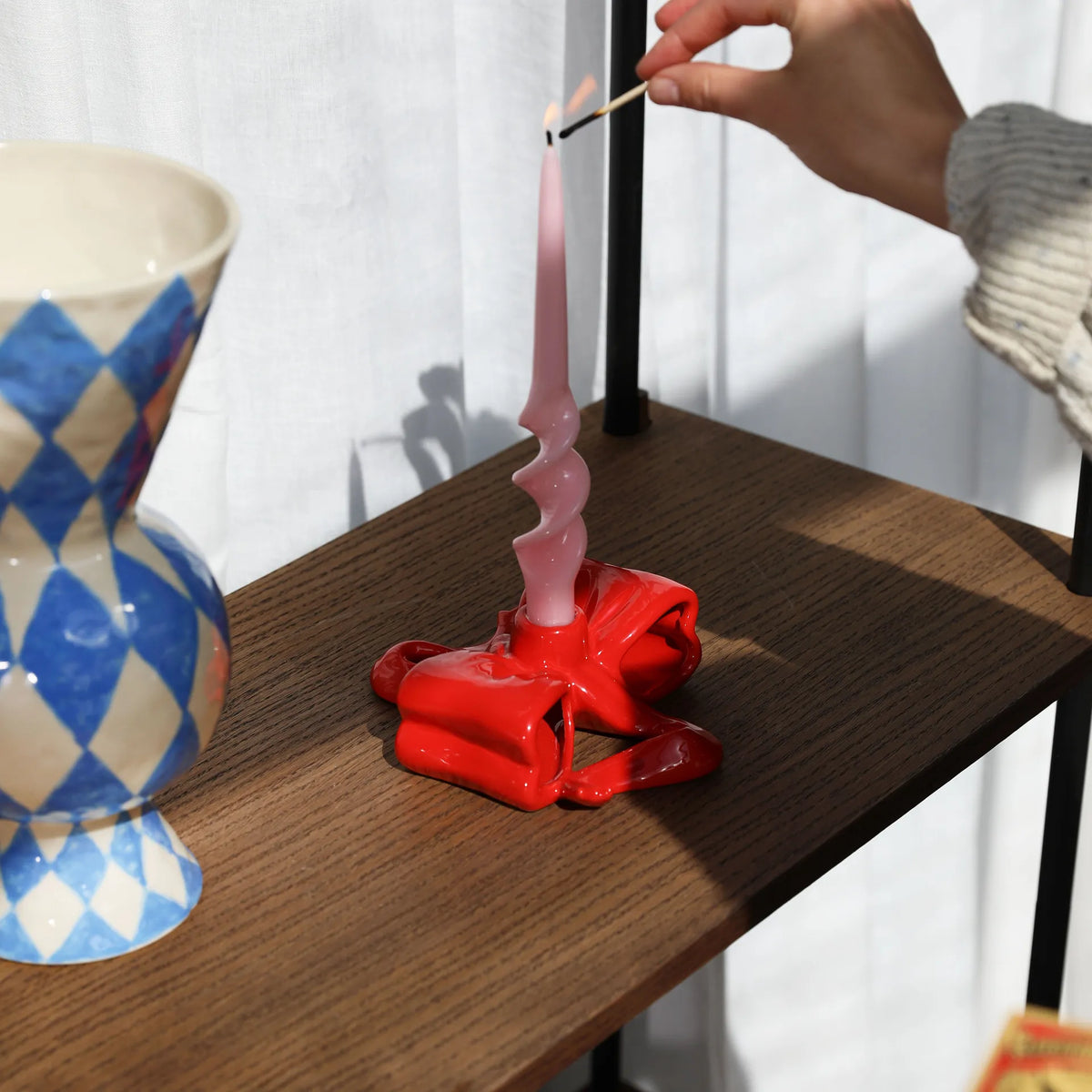 &Klevering Ribbon Candle Holder