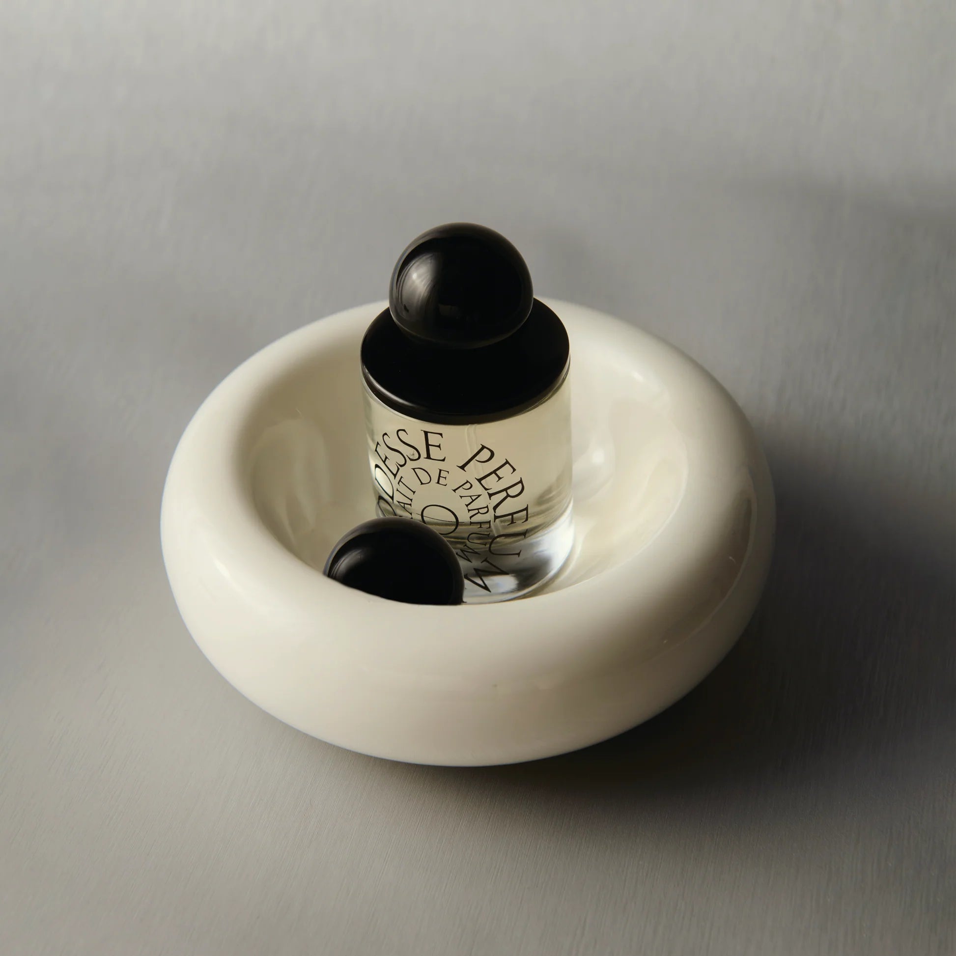 Odesse Hotel Jasmine perfume scent