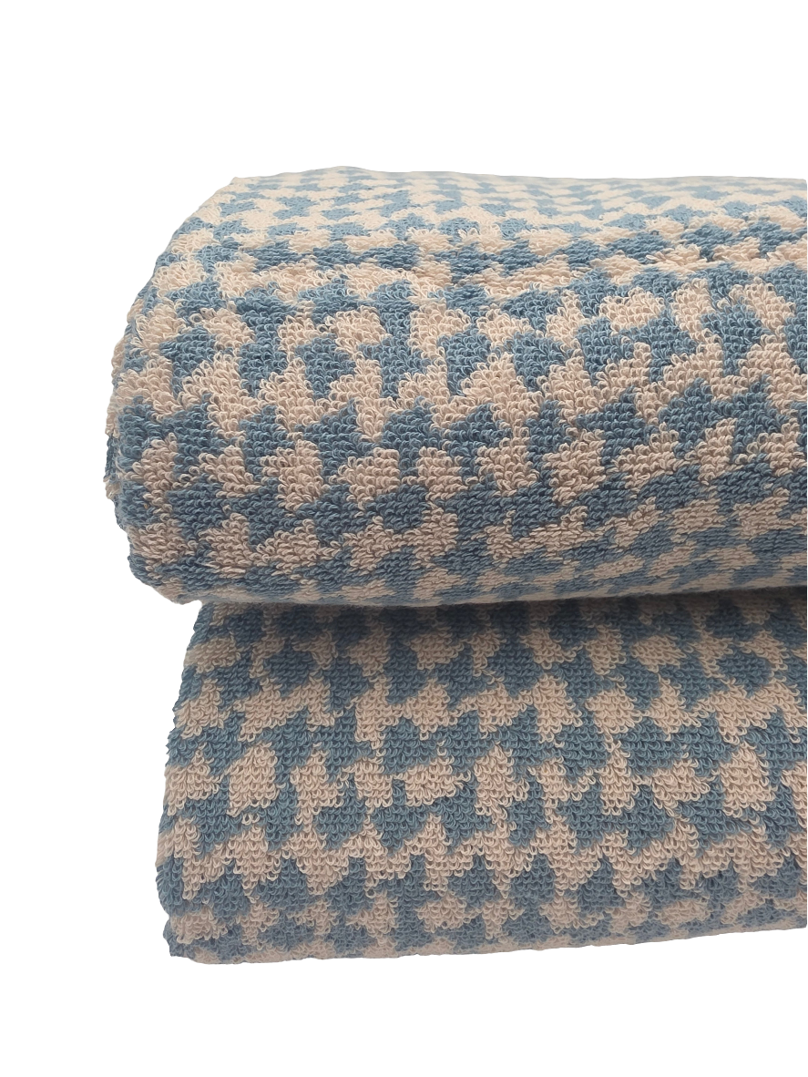 Fridah Houndstooh Blue Haze Bath Towel