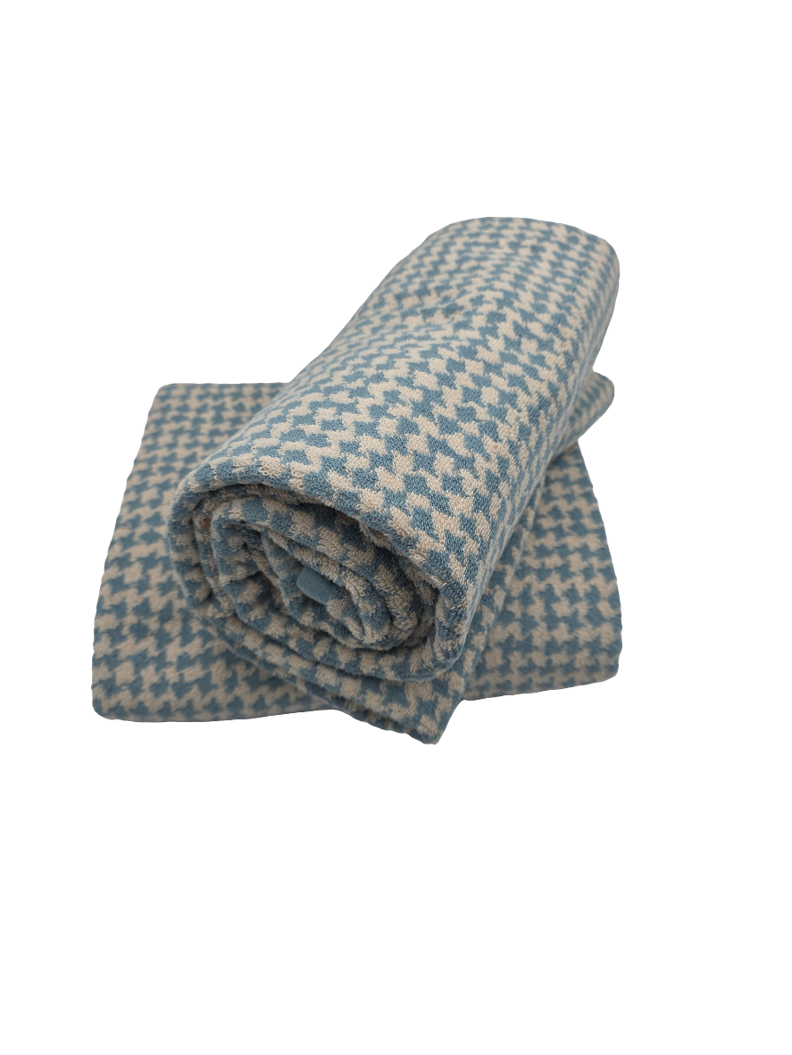 Fridah Houndstooh Blue Haze Bath Towel