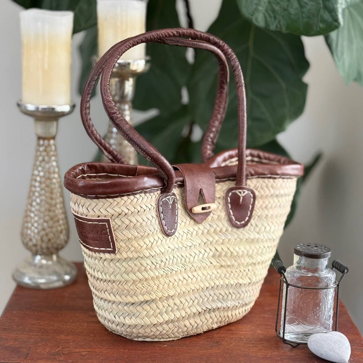 Toggle basket
