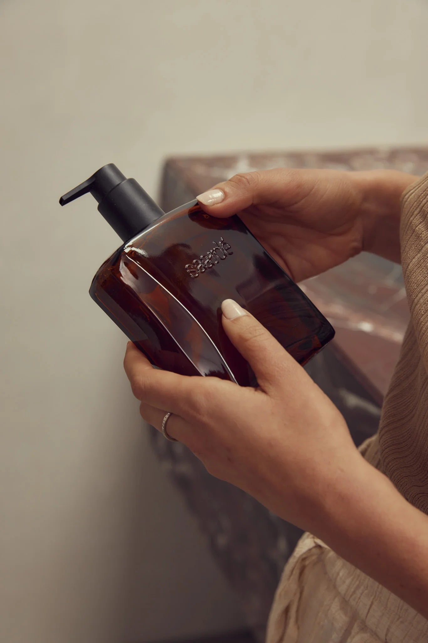 Saarde Hand and Body Wash Saint-Raphaël Amber 300ml