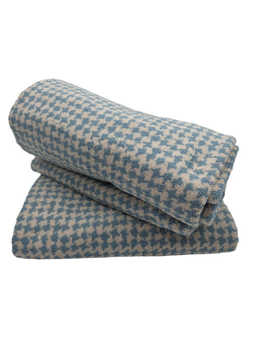 Fridah Houndstooh Blue Haze Bath Towel