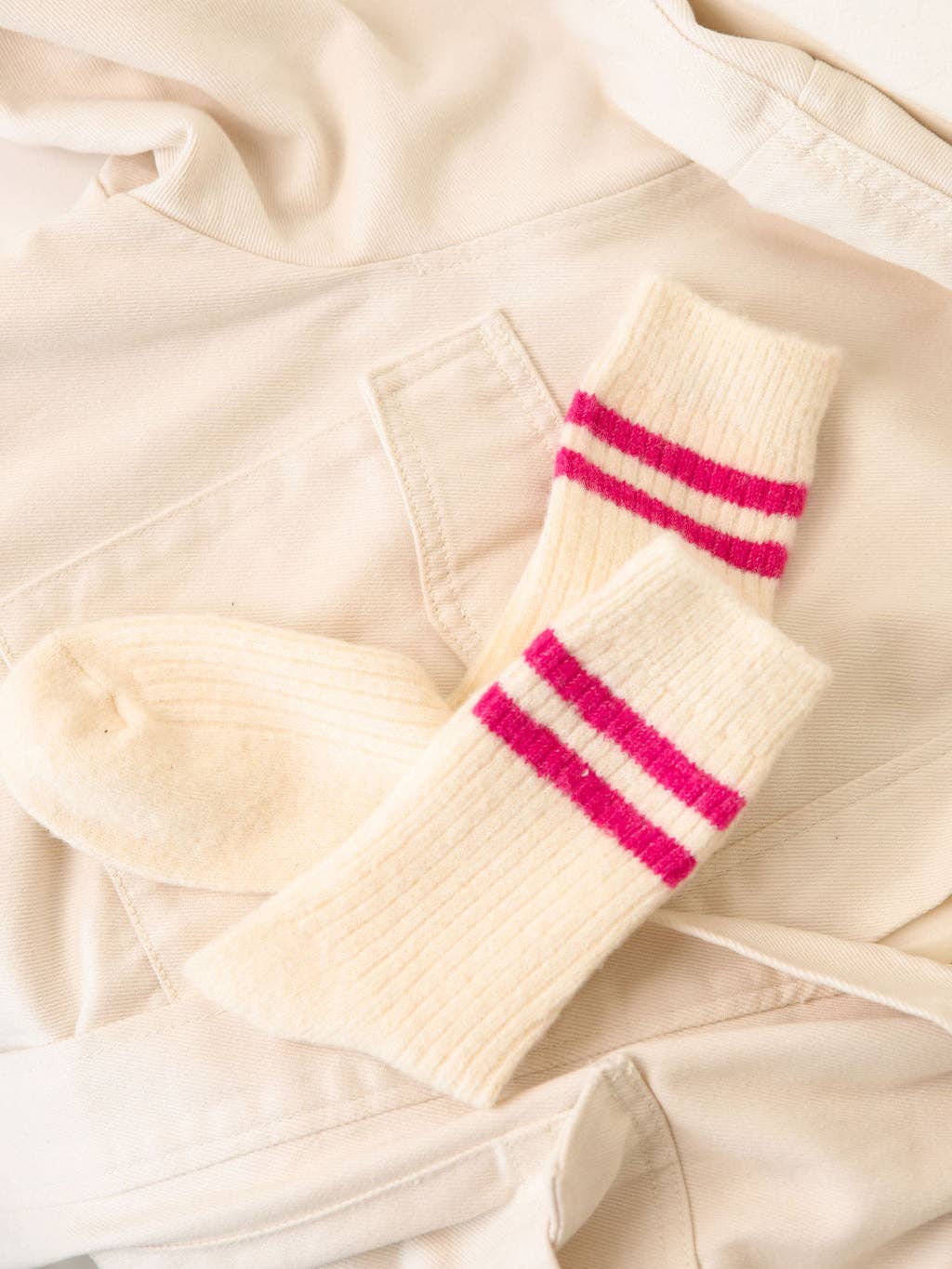 The Comfiest Socks - Cream Soda (NEW!): S/M